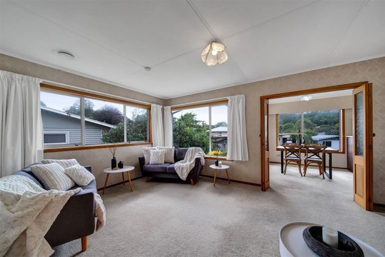 Photo of property in 15 Elizabeth Place, Ferndale, New Plymouth, 4310