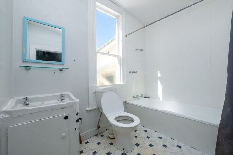 Photo of property in 11 Forbury Road, Forbury, Dunedin, 9012