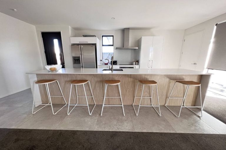 Photo of property in 167 Marine Parade, New Brighton, Christchurch, 8083