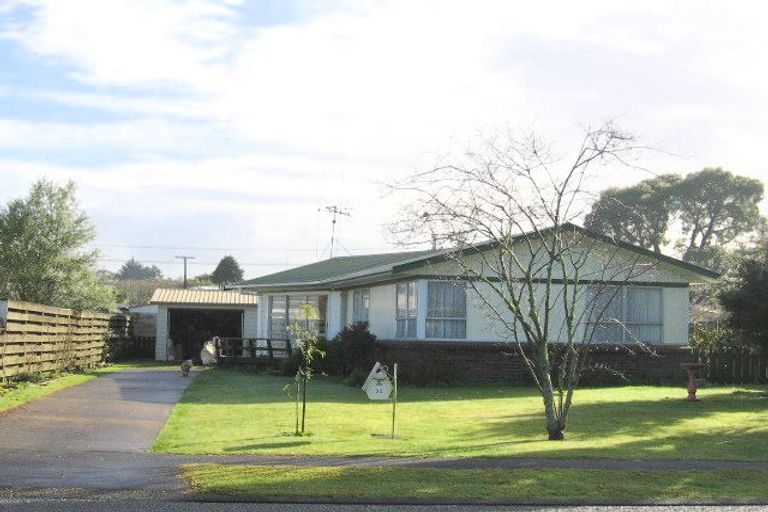 Photo of property in 32 Dalton Crescent, Dinsdale, Hamilton, 3204