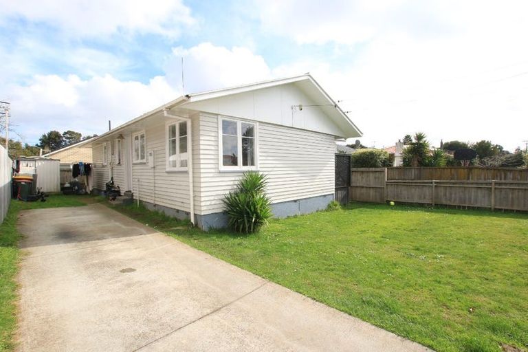 Photo of property in 35 Claymore Street, Manurewa, Auckland, 2102