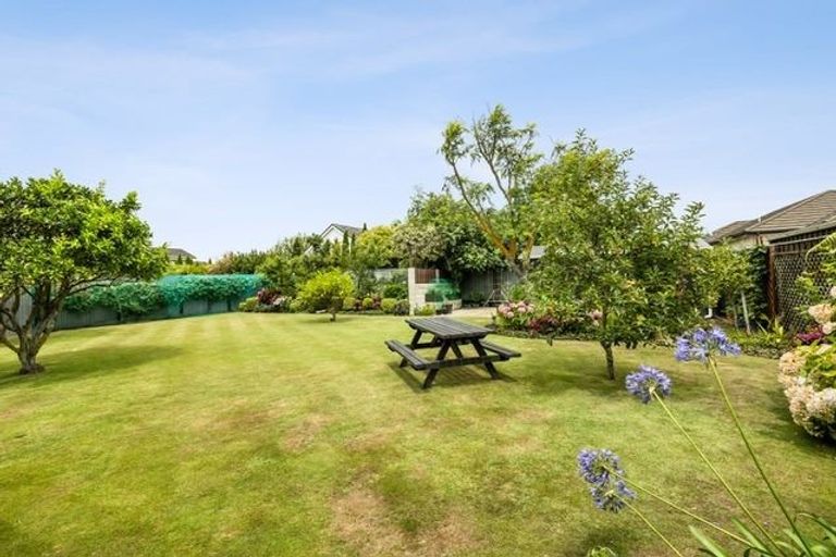 Photo of property in 25 Laurent Place, Greenmeadows, Napier, 4112