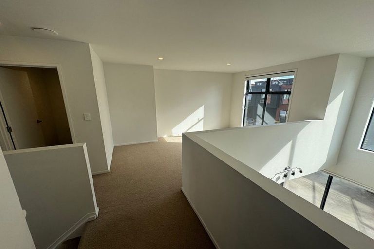 Photo of property in 15/17 Owens Place, Mount Maunganui, 3116