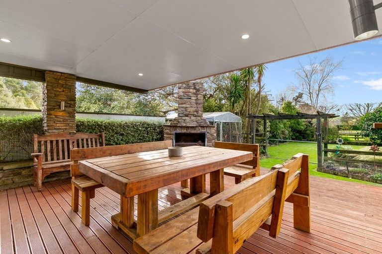 Photo of property in 12 Denton Road, Levin, 5571