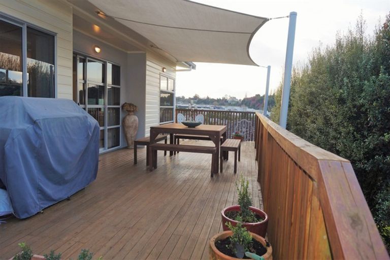 Photo of property in 9 Ko Place, Pyes Pa, Tauranga, 3112