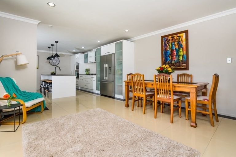 Photo of property in 272 Schnapper Rock Road, Schnapper Rock, Auckland, 0632