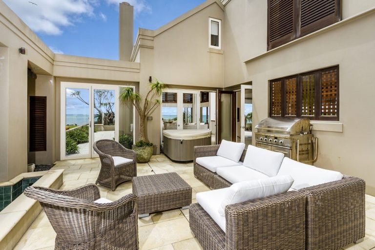 Photo of property in 3a Holiday Road, Milford, Auckland, 0620