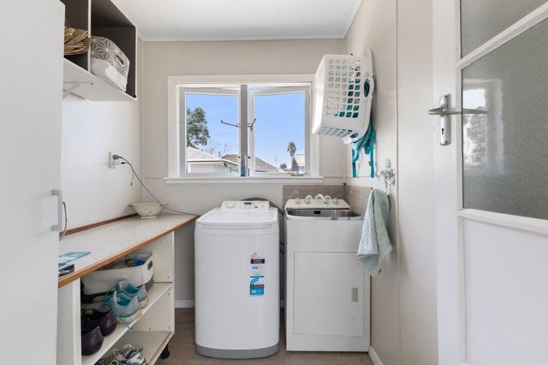 Photo of property in 6 Totara Street, Edgecumbe, 3120