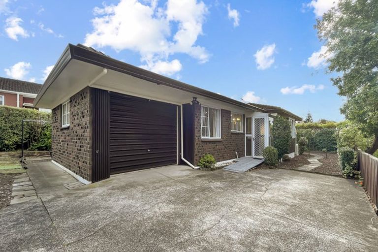 Photo of property in 1/65 Titirangi Road, New Lynn, Auckland, 0600
