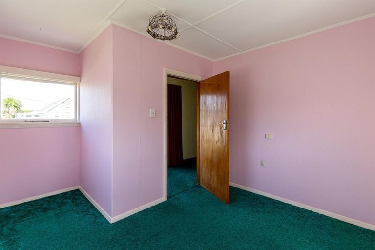 Photo of property in 19 Maude Street, Waimate, 7924
