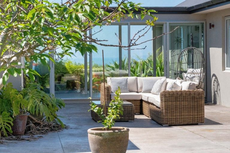 Photo of property in 4 Heipipi Drive, Eskdale, Napier, 4182