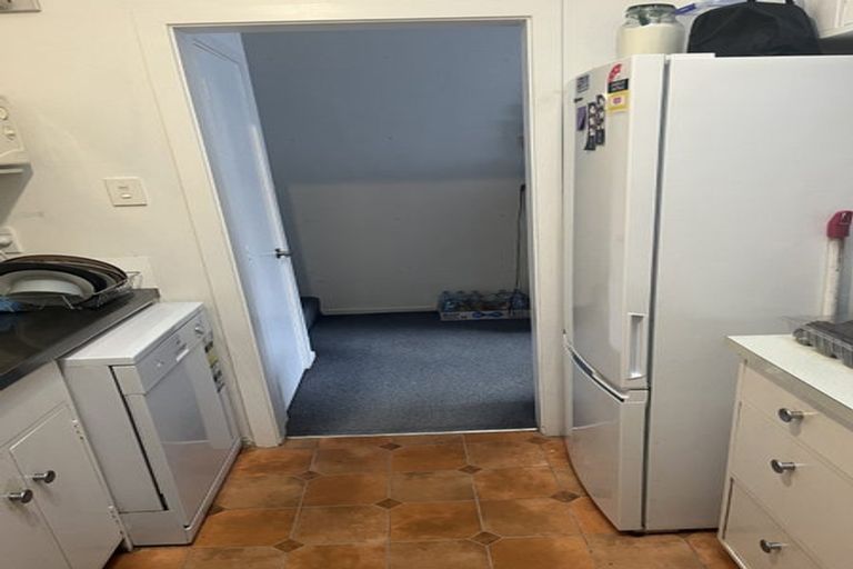 Photo of property in 5/124 Campbell Street, Karori, Wellington, 6012