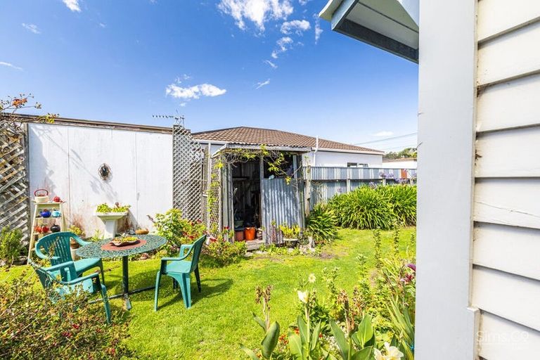 Photo of property in 17 Marshall Avenue, Whanganui East, Whanganui, 4500