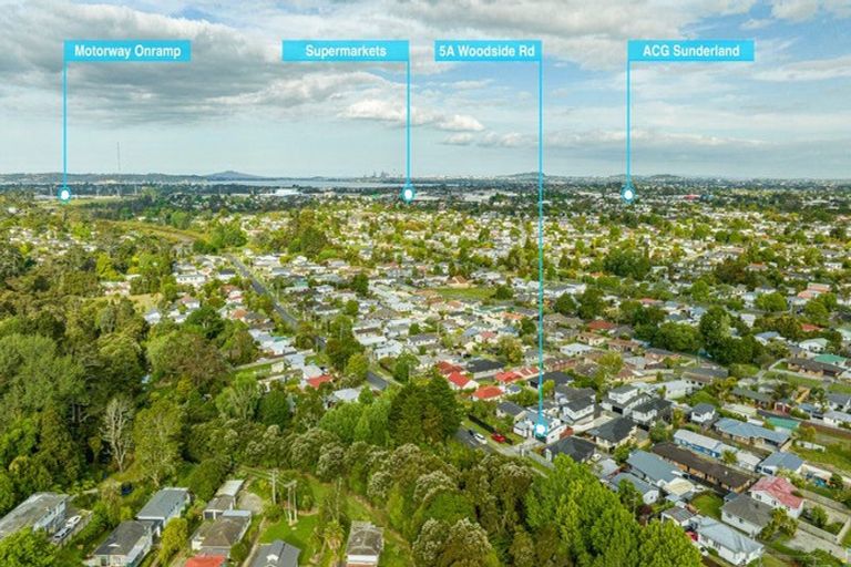 Photo of property in 5a Woodside Road, Massey, Auckland, 0614