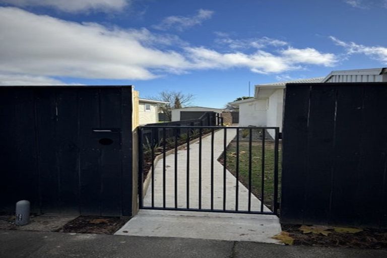 Photo of property in 651a Featherston Street, Roslyn, Palmerston North, 4414