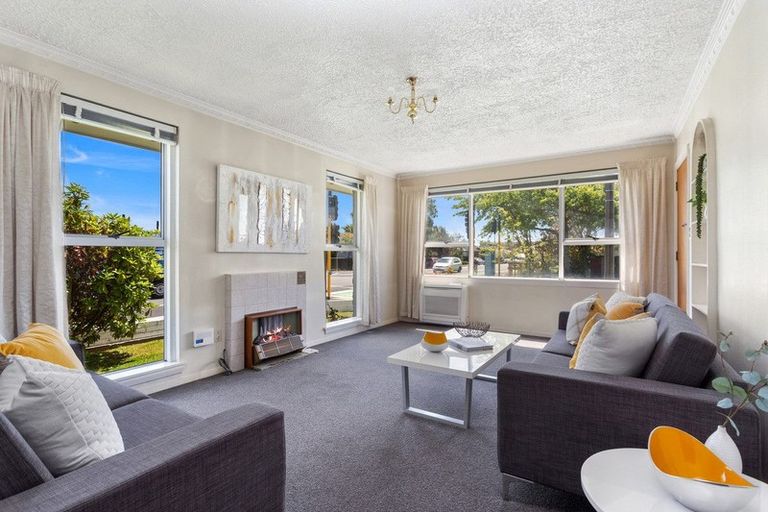 Photo of property in 4/17 Elizabeth Street, Riccarton, Christchurch, 8011