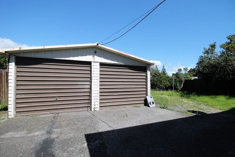 Photo of property in 4 Harrow Place, Manurewa, Auckland, 2102