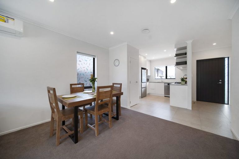 Photo of property in 4 Orona Place, Takanini, 2112