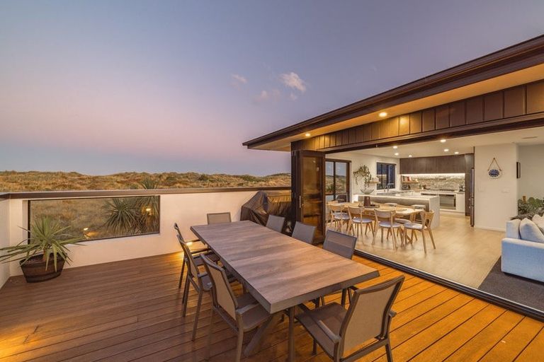 Photo of property in 10 Stout Street, Waimairi Beach, Christchurch, 8083