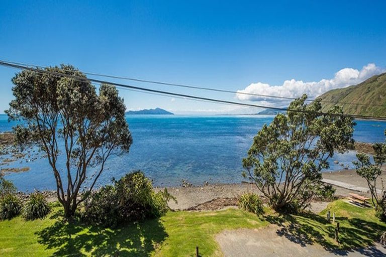 Photo of property in 13 Ocean Parade, Pukerua Bay, 5026