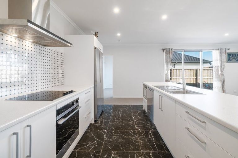 Photo of property in 26 Sholto Duncan Crescent, Halswell, Christchurch, 8025