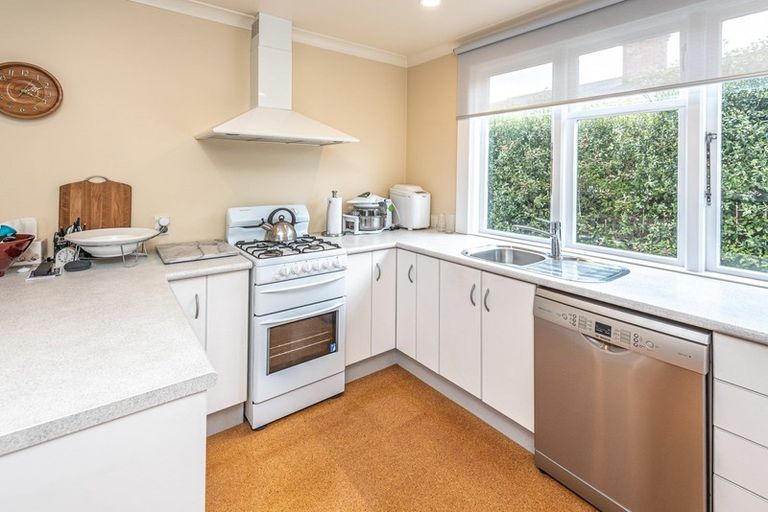 Photo of property in 7 Godwin Crescent, College Estate, Whanganui, 4500