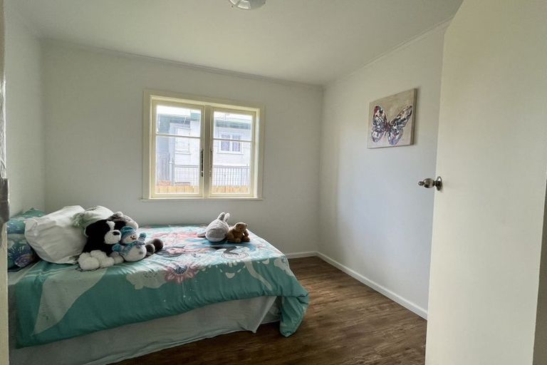 Photo of property in 65 Arawa Street, New Lynn, Auckland, 0600