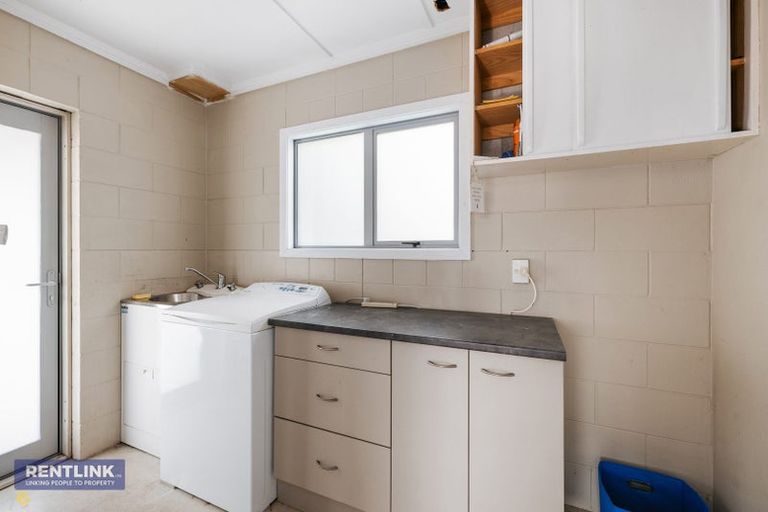 Photo of property in 1247 Papamoa Beach Road, Papamoa Beach, Papamoa, 3118