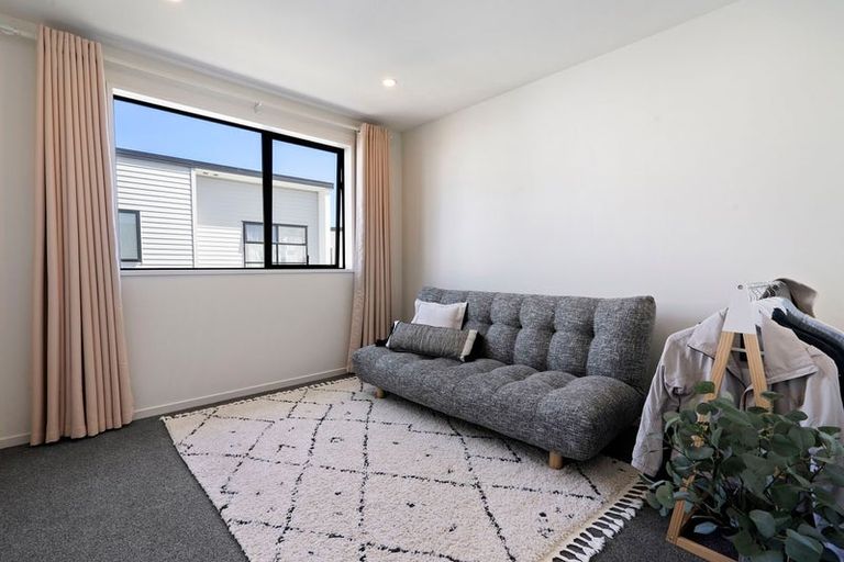 Photo of property in 27b Westgate Drive, Westgate, Auckland, 0614