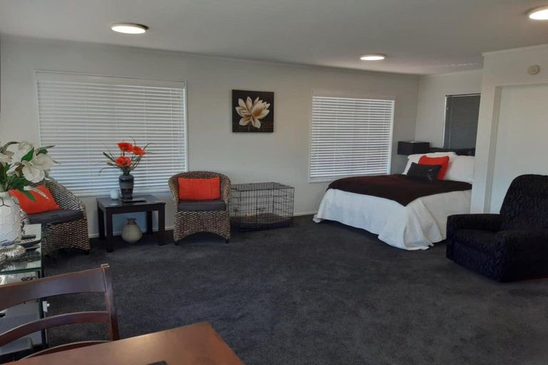 Photo of property in 8b Walmer Grove, Bell Block, New Plymouth, 4312