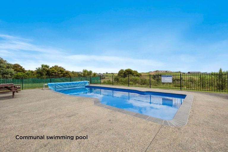 Photo of property in 82 Daniel Parade, Mangawhai, Wellsford, 0975