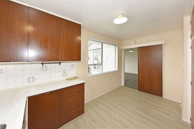 Photo of property in 2/2 Loreto Place, Hornby, Christchurch, 8042