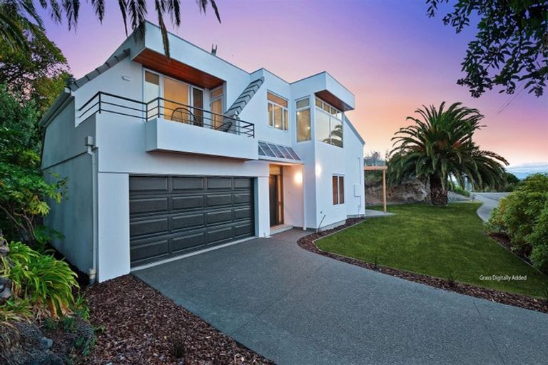 Photo of property in 50 Saint Andrews Hill Road, Mount Pleasant, Christchurch, 8081