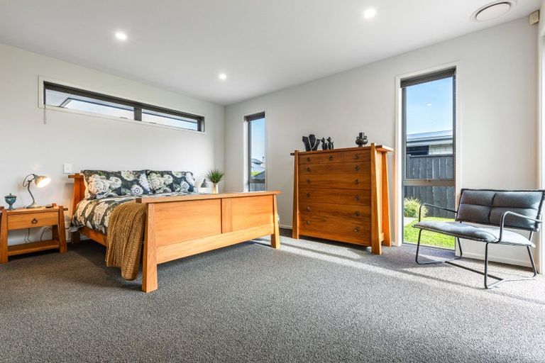 Photo of property in 15b Goble Road, Clarks Beach, Pukekohe, 2679