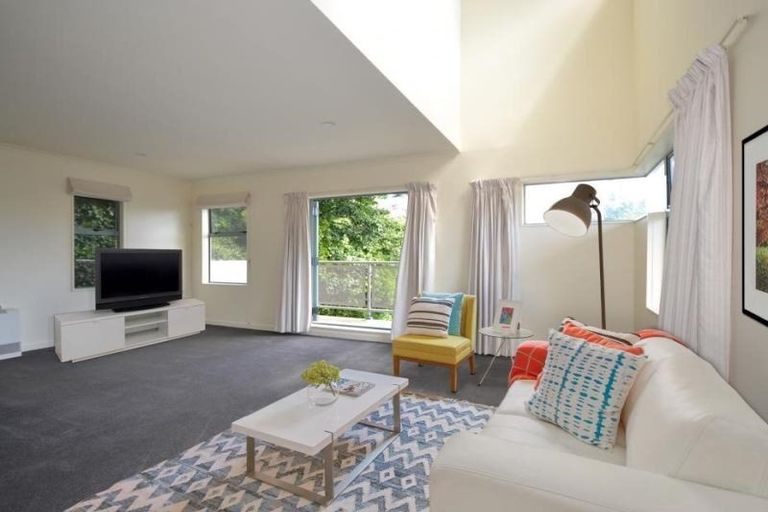 Photo of property in 1/23 Tanera Crescent, Brooklyn, Wellington, 6021