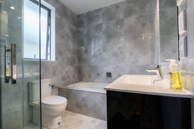 Photo of property in 17 Keshvara Road, Beachlands, Auckland, 2018