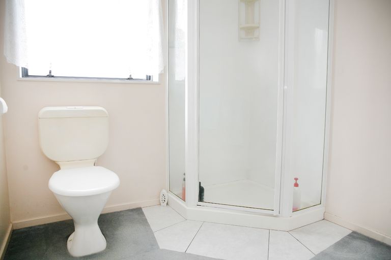 Photo of property in 1/45 Clevedon Road, Papakura, 2110