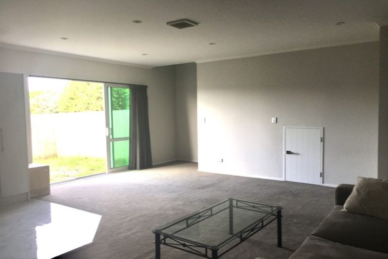 Photo of property in 8 Toro Lane, Manurewa, Auckland, 2102