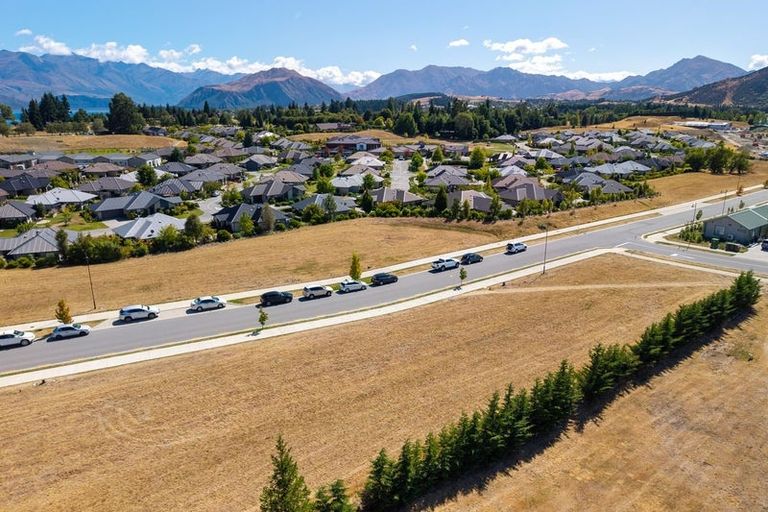 Photo of property in 22 Avalon Station Drive, Wanaka, 9305
