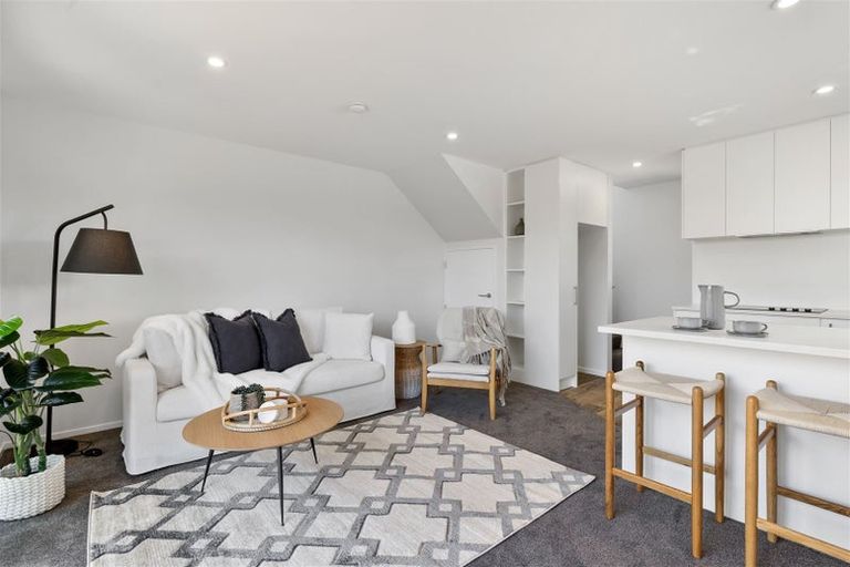 Photo of property in 86a Olliviers Road, Phillipstown, Christchurch, 8011