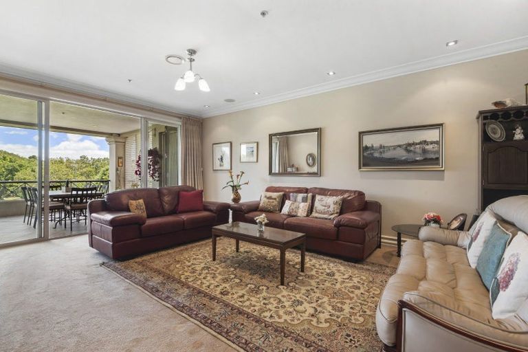 Photo of property in 4a/24 Domain Drive, Parnell, Auckland, 1052