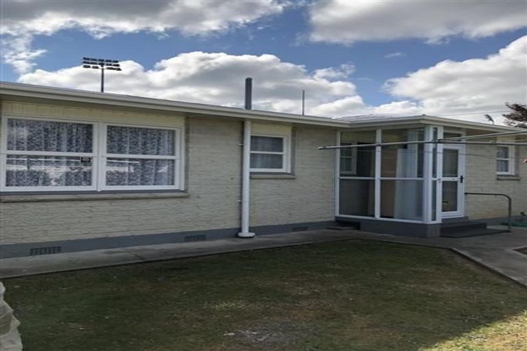 Photo of property in 53 Bath Street, Levin, 5510