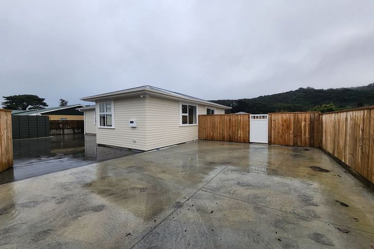 Photo of property in 31c Donnelley Drive, Wainuiomata, Lower Hutt, 5014