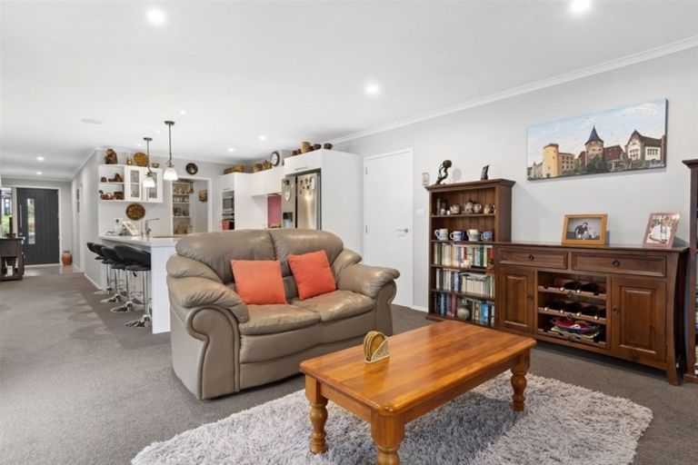 Photo of property in 12 Lynley Park Drive, Omokoroa, 3114