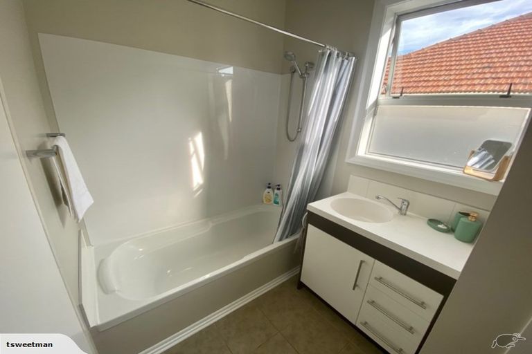 Photo of property in 15 Bernard Street, Avenues, Whangarei, 0110