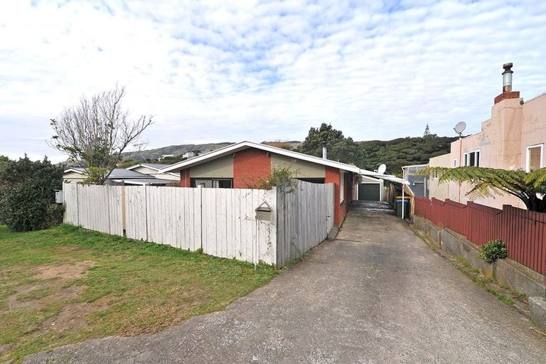 Photo of property in 8 Te Motu Road, Pukerua Bay, 5026