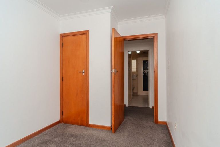 Photo of property in 6 Chatham Street, Berhampore, Wellington, 6023