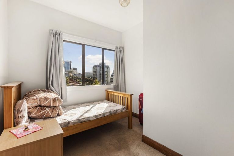 Photo of property in 325a The Terrace, Te Aro, Wellington, 6011