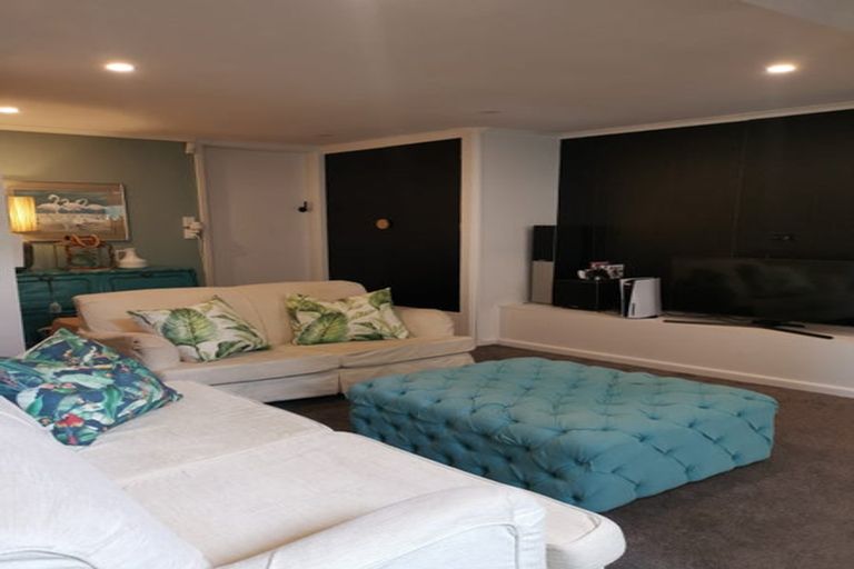 Photo of property in 263 Mount Pleasant Road, Mount Pleasant, Christchurch, 8081