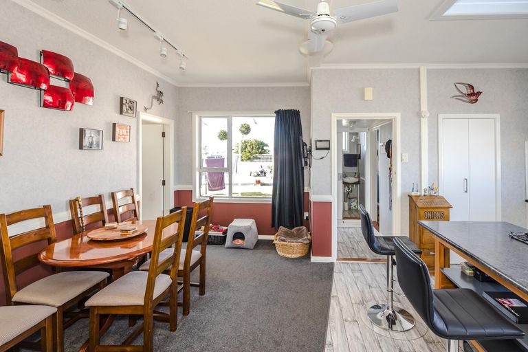 Photo of property in 13 Warwick Street, Oamaru North, Oamaru, 9400